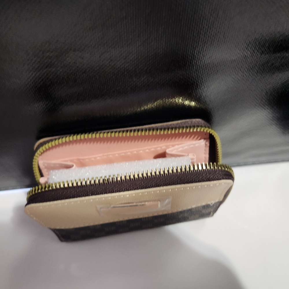 Wallet Bundle - Picture 8 of 9